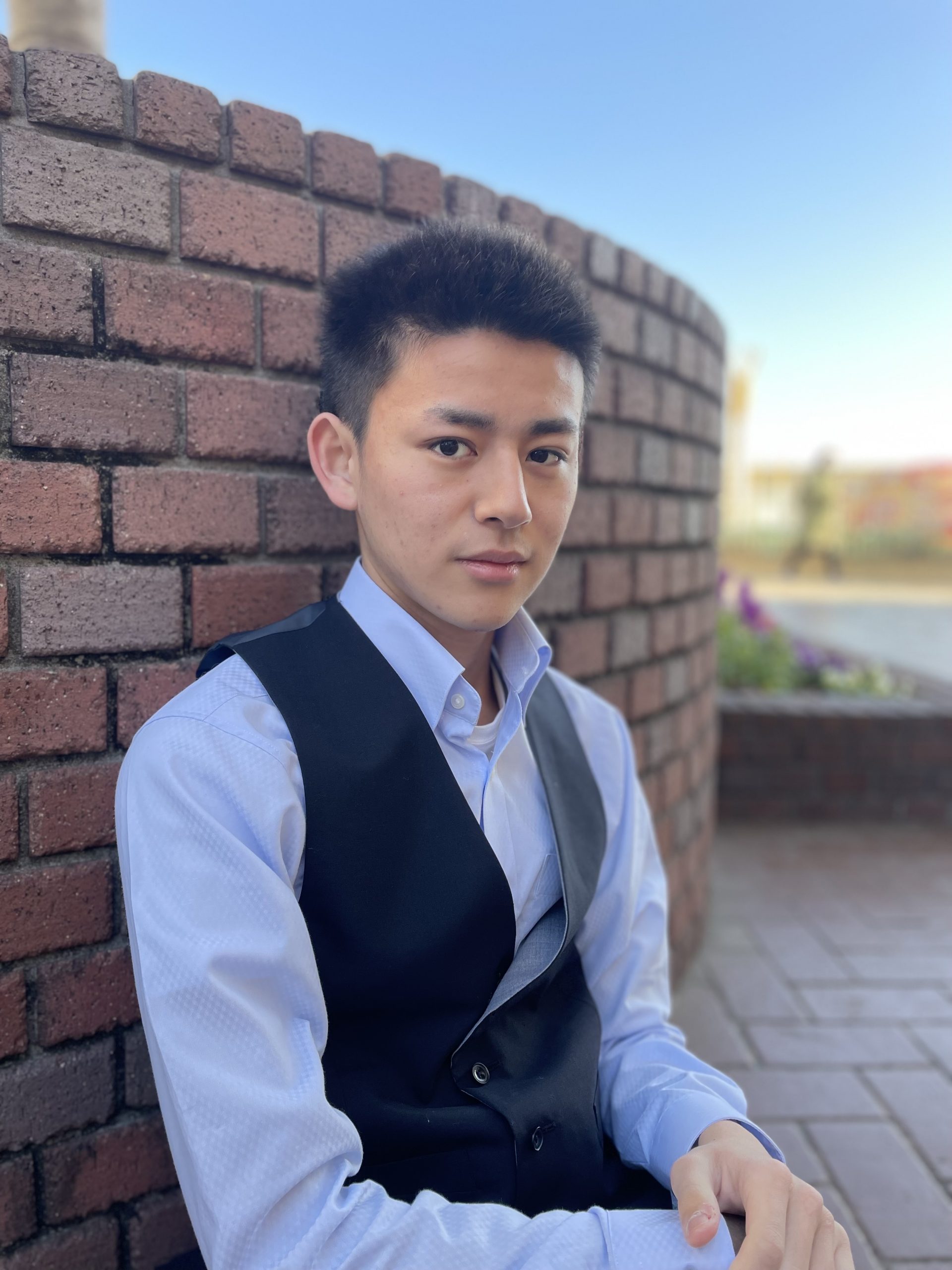 6B9A045E-A985-492F-A147-35D682DC5BD9 - Hikaru Yoshida