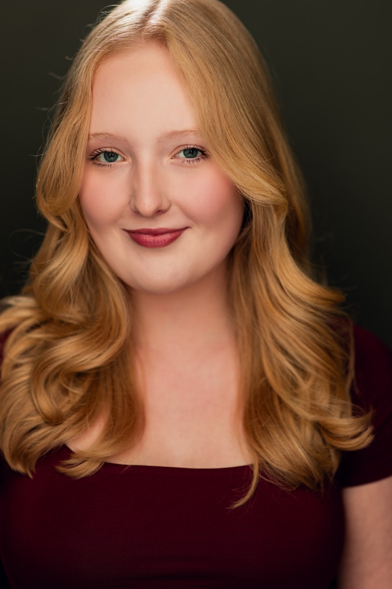 Mallory Barnes Headshot - Mallory Barnes